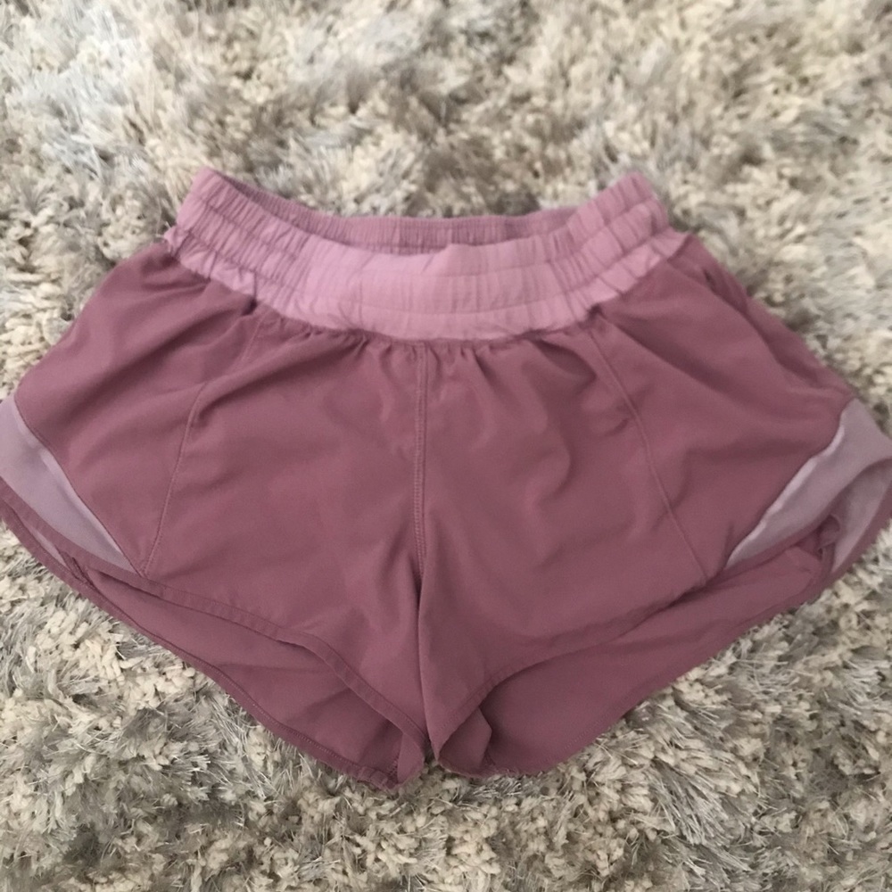 Lululemon hotty hot short II 2.5